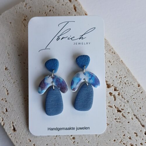 Leonie ~ Midnight blue