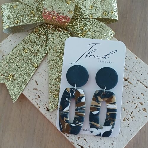 Giséle ~ Donkerblauw