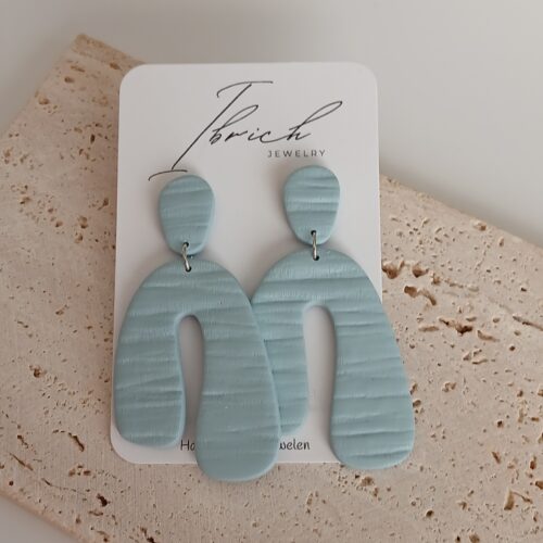 Rachelle ~ Lichtblauw