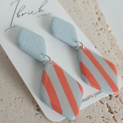 Alternative view of Aurora ~ Color Sky Pop