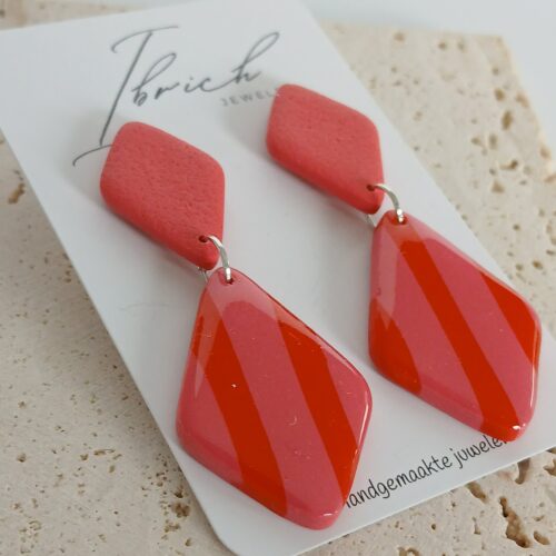 Alternative view of Aurora ~ Cherry Pop