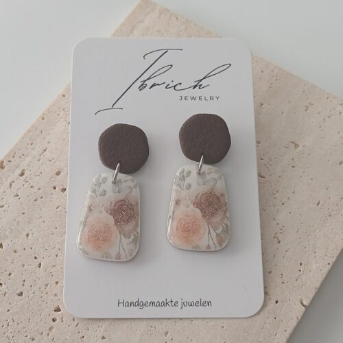 Hanna ~ Vintage rose