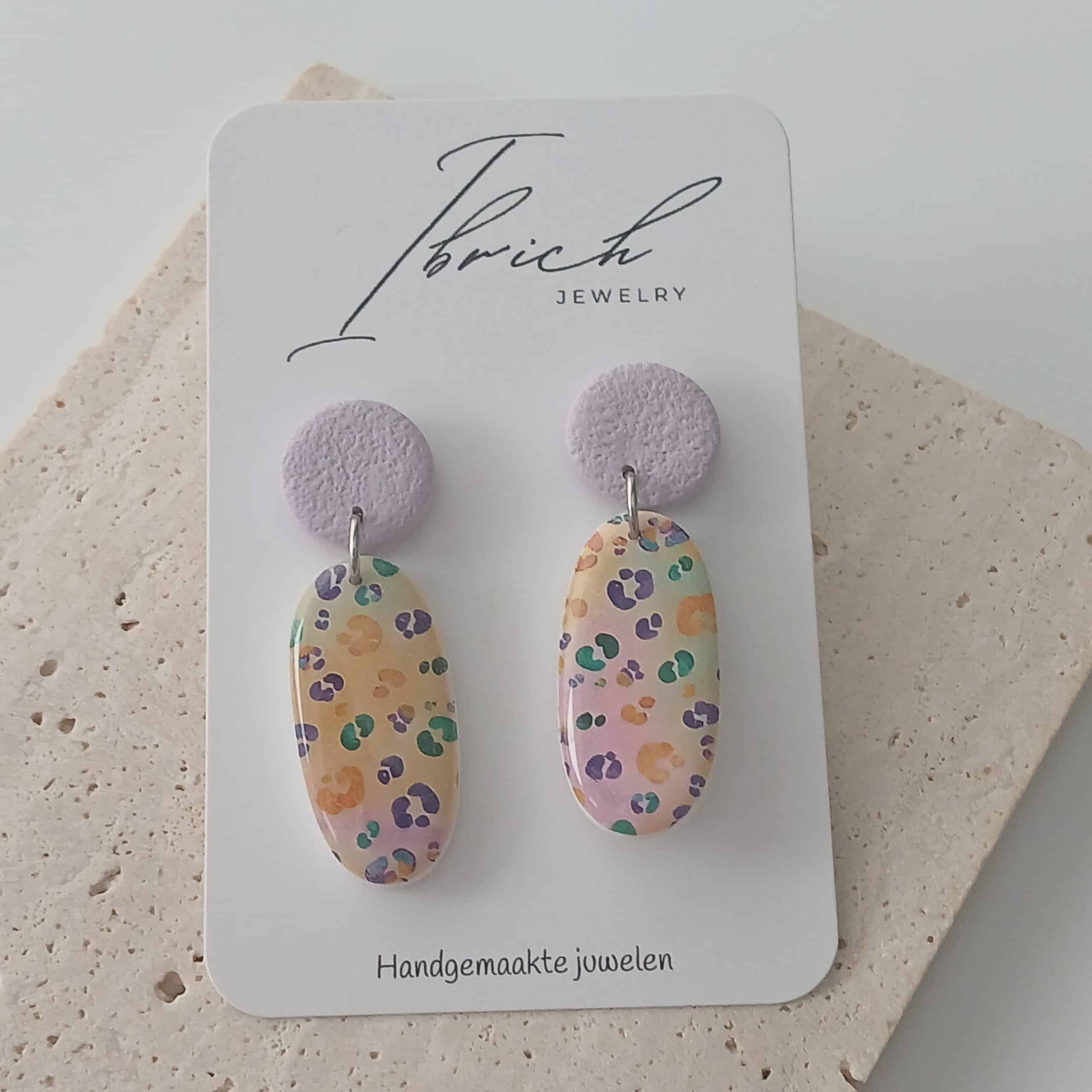 Laura ~ Funky Leopard