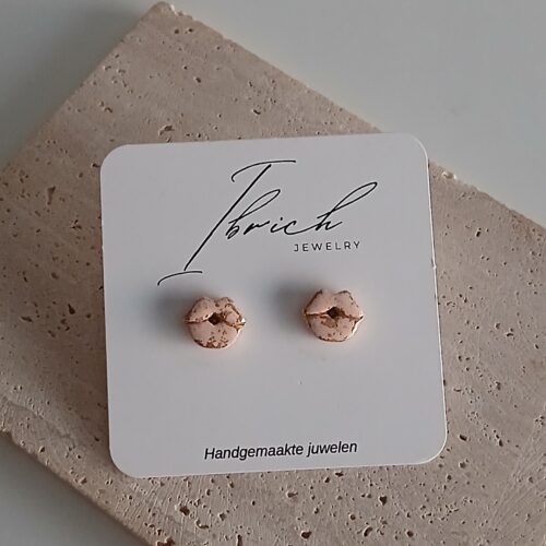 Kiss ~ Lichtroze/goud