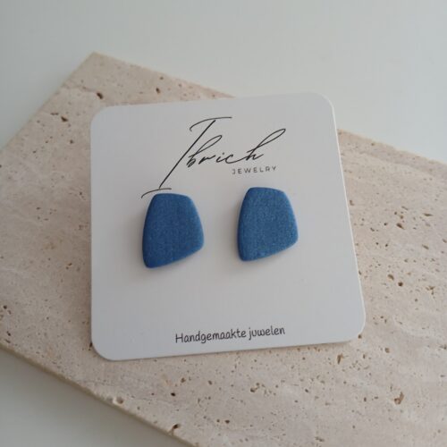 Ziva M ~ Blauw